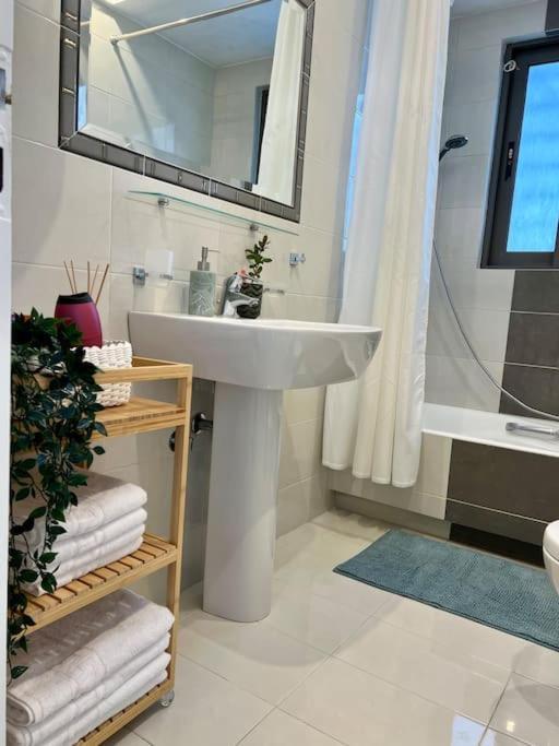 Elegant Apt 50Meters Close Acropolis Athene Buitenkant foto
